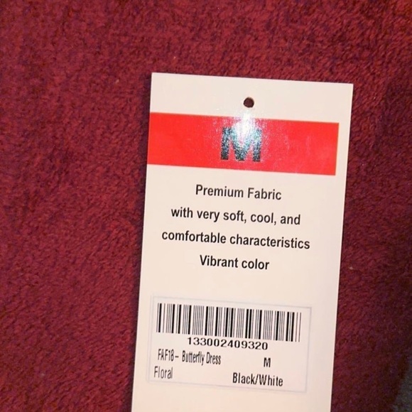 Super cute dresses FROM HAWAII NEW!! - Picture 6 of 6